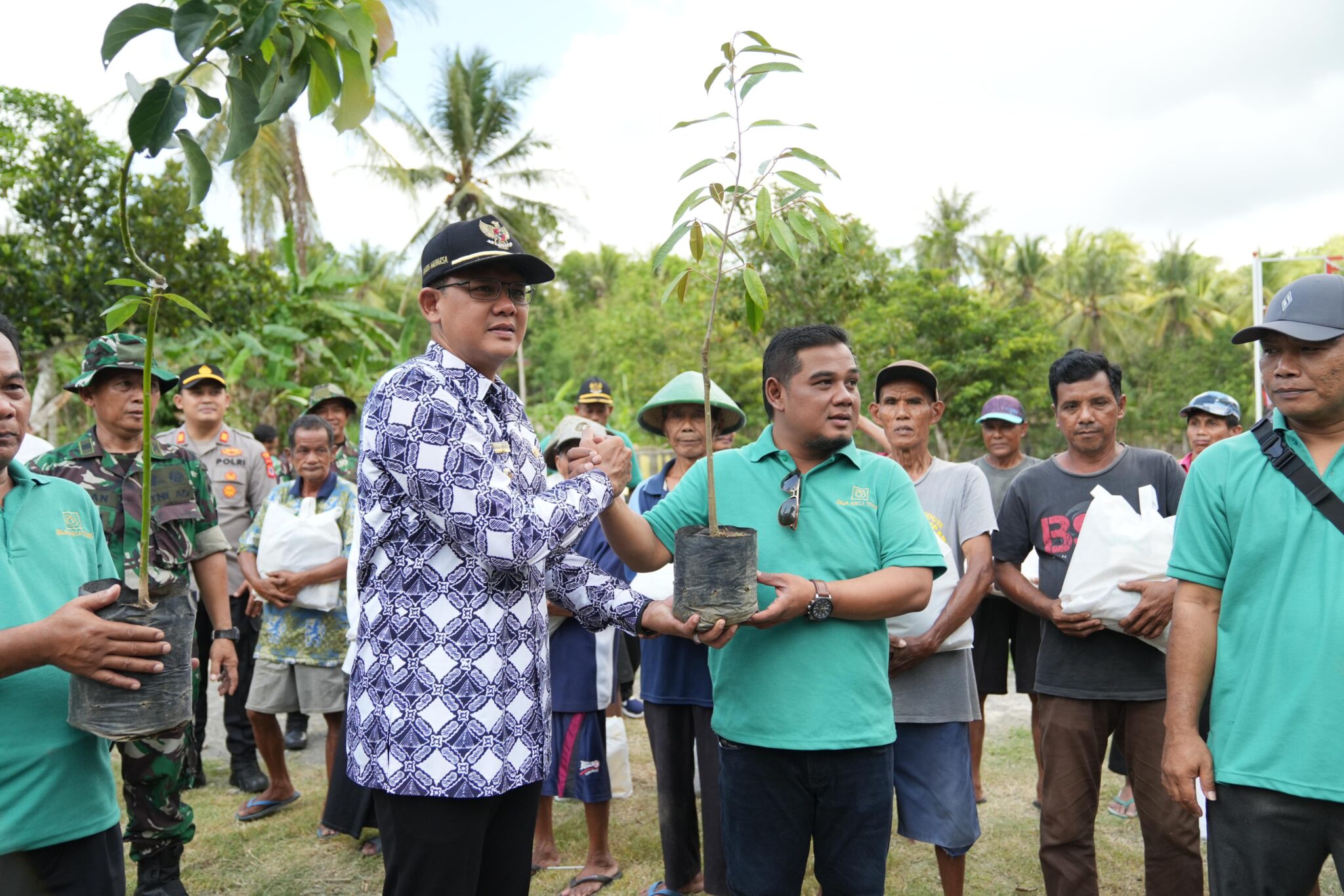 Wakil Bupati Sleman Mengikuti Kegiatan Karya Bakti Pembersihan Lingkungan Pasar Gamping