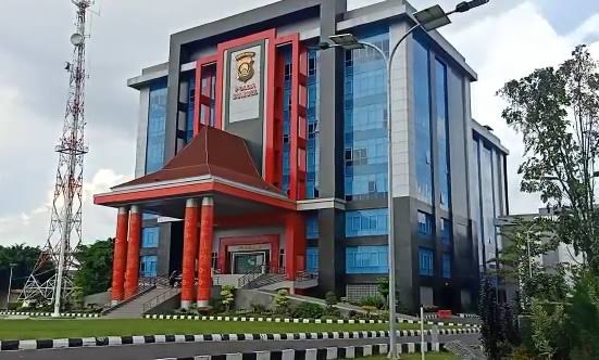 Diduga Tidak Selaras Perkap No 16 Tahun 2012, Jabatan Kapolsek Sandes IPTU Nirwan Harus di Evaluasi