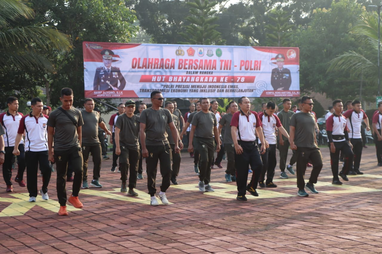 TNI-POLRI Beserta Forkopimda Lebak Gelar Olah Raga Bersama di HUT Bayangkara ke-78