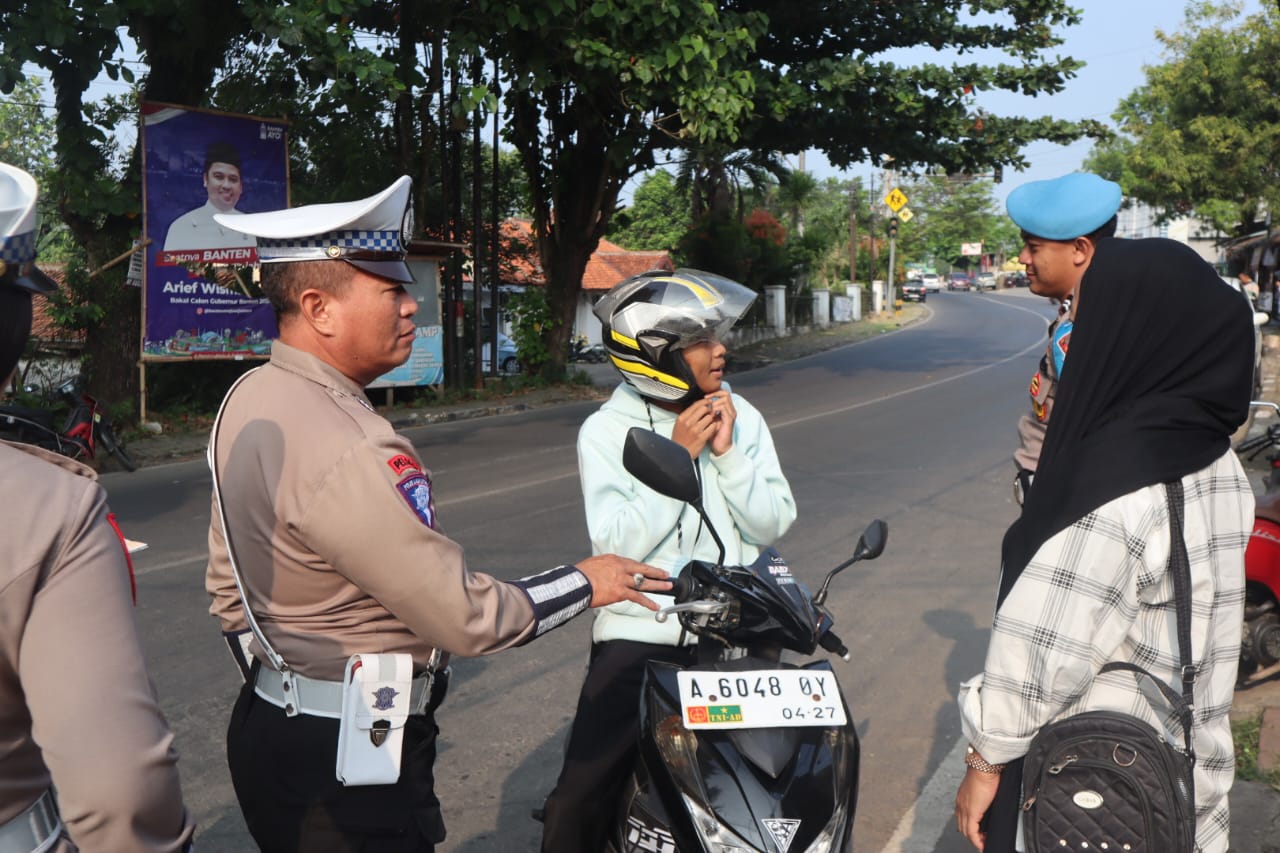 Memasuki Hari ke 11 Satlantas polres Lebak Intensifkan Oprasi Patuh Maung di 4 Titik Jalan Raya