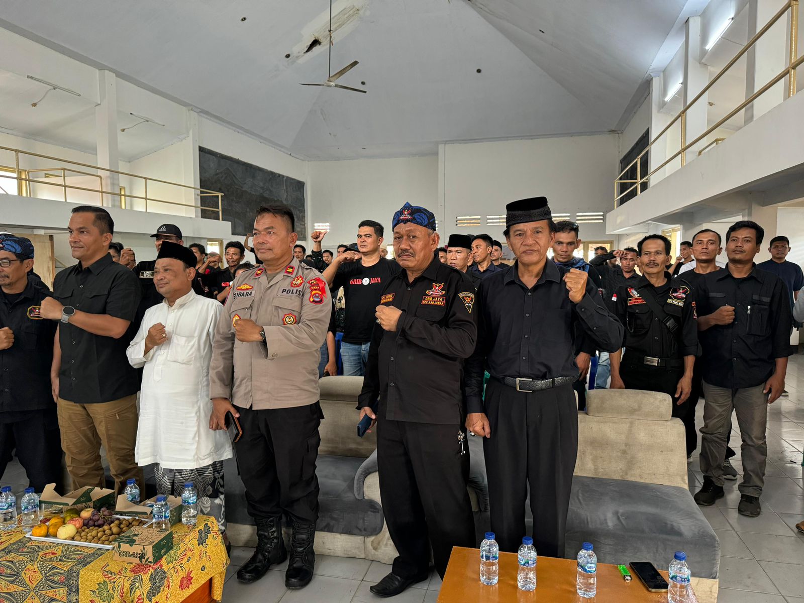 Ketua DPC Ormas Grib Jaya Aki Uding Kembali  Gelar Kegiatan Pelantikan Kepengurusan PAC di 17 Kecamatan