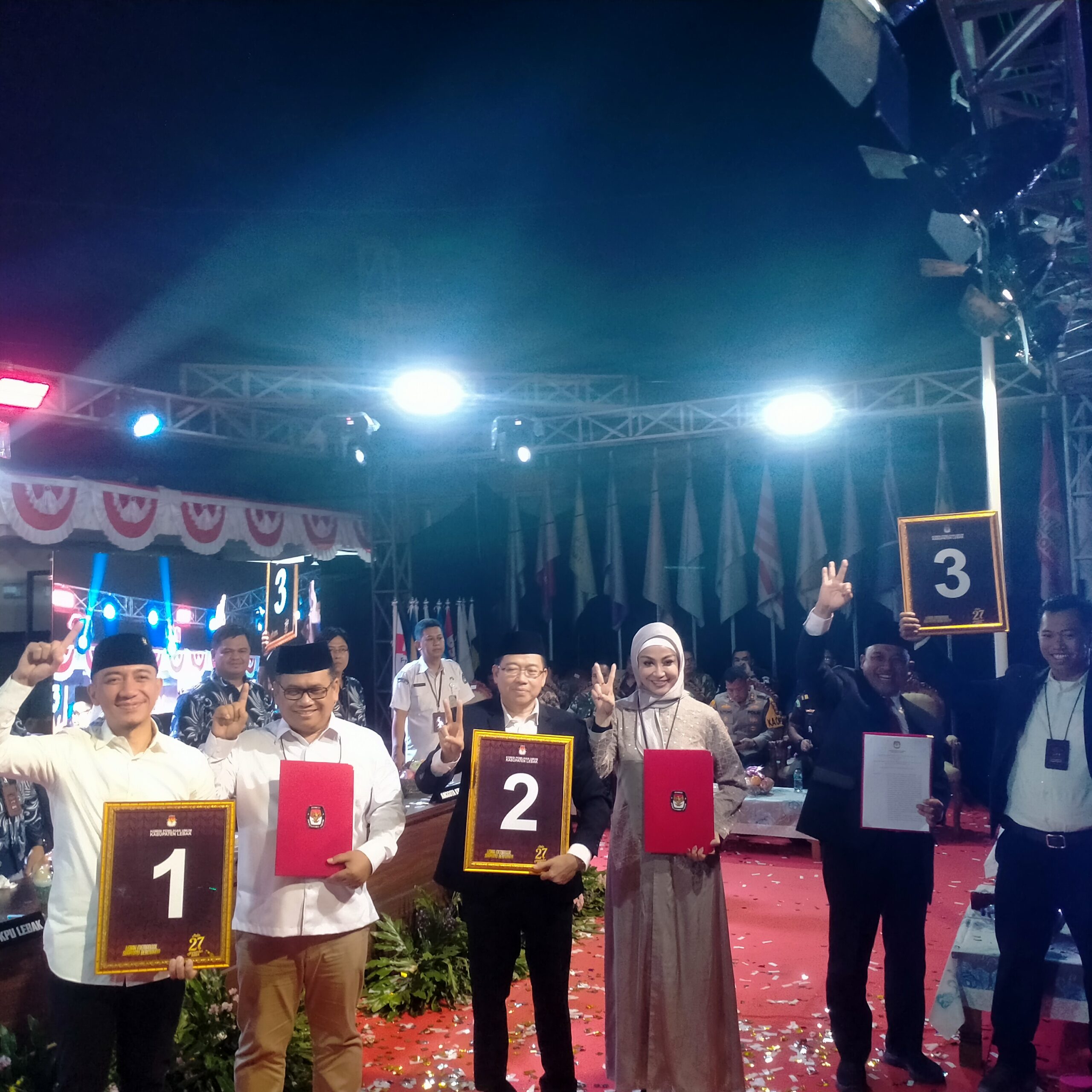 KPUD Kabupaten Lebak Gelar Rapat Pleno Terbuka Pengundian Dan Penetapan Nomor Urut Paslon Pemilihan Bupati Dan Wakil Bupati Lebak