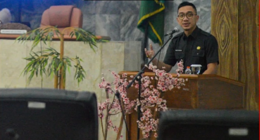 Bupati Lebak Hasbi Asyidiki Jayabaya Sampaikan LKPJ Tahun 2024 Pada Rapat Paripurna DPRD Kabupaten Setempat