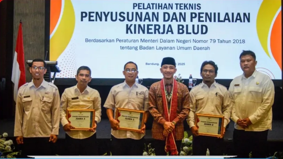 Bupati Lebak Moch Hasbi Asyidiki Jayabaya Membuka Kegiatan Pelatihan Teknis Penyusunan dan Penilaian Kinerja BLUD