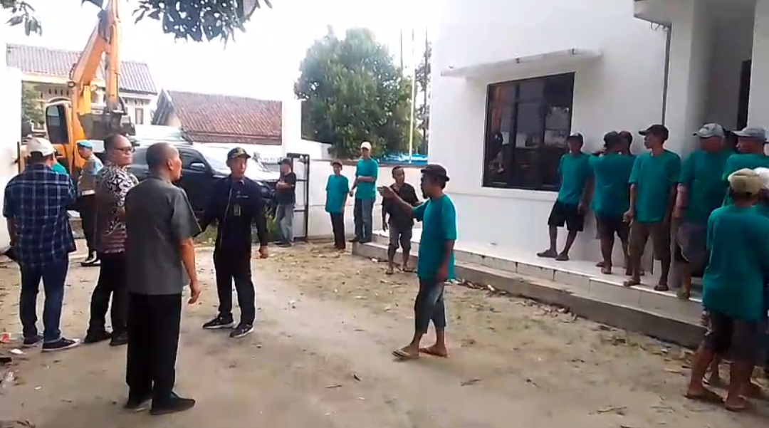 Eksekusi Rumah Warga di Padasuka, Pengadilan Negeri Rangkasbitung Turunkan Aparat Gabungan